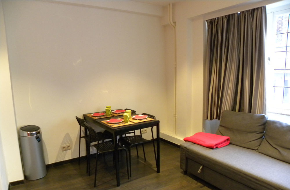 Brussels City Center Apartments Екстер'єр фото